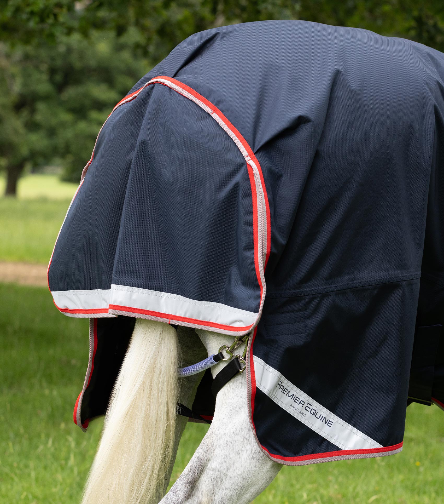 Buster 50g Turnout Rug with Snug-Fit Neck Cover Navy - Image 6
