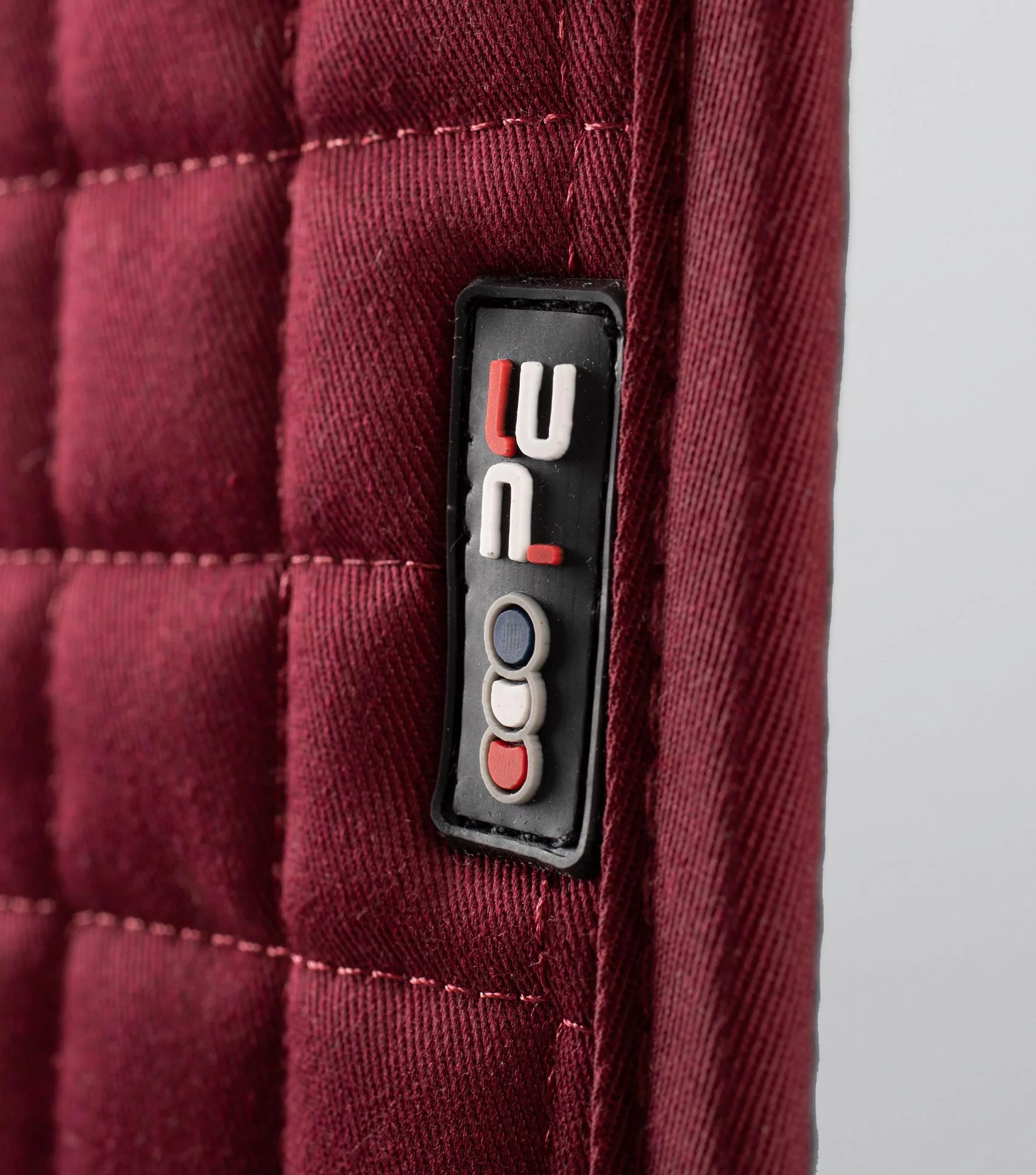 Close Contact Cotton GP/Jump Saddle Pad Burgundy - Image 4