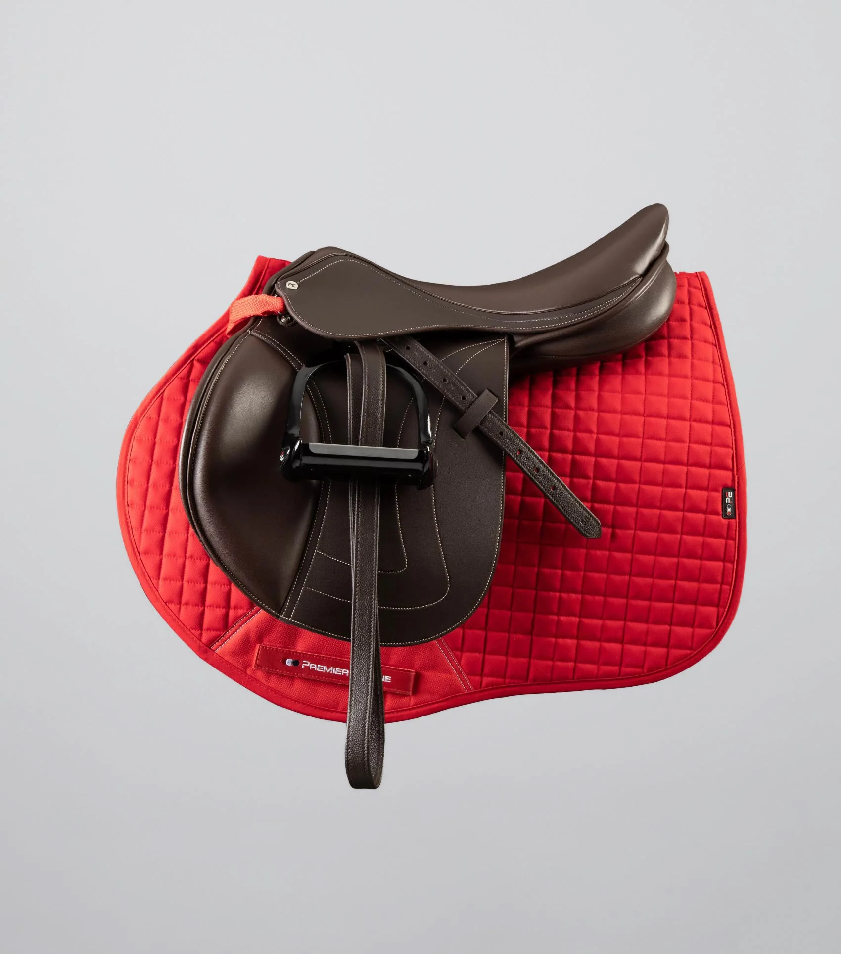 Close Contact Cotton GP/Jump Saddle Pad Red - Image 2