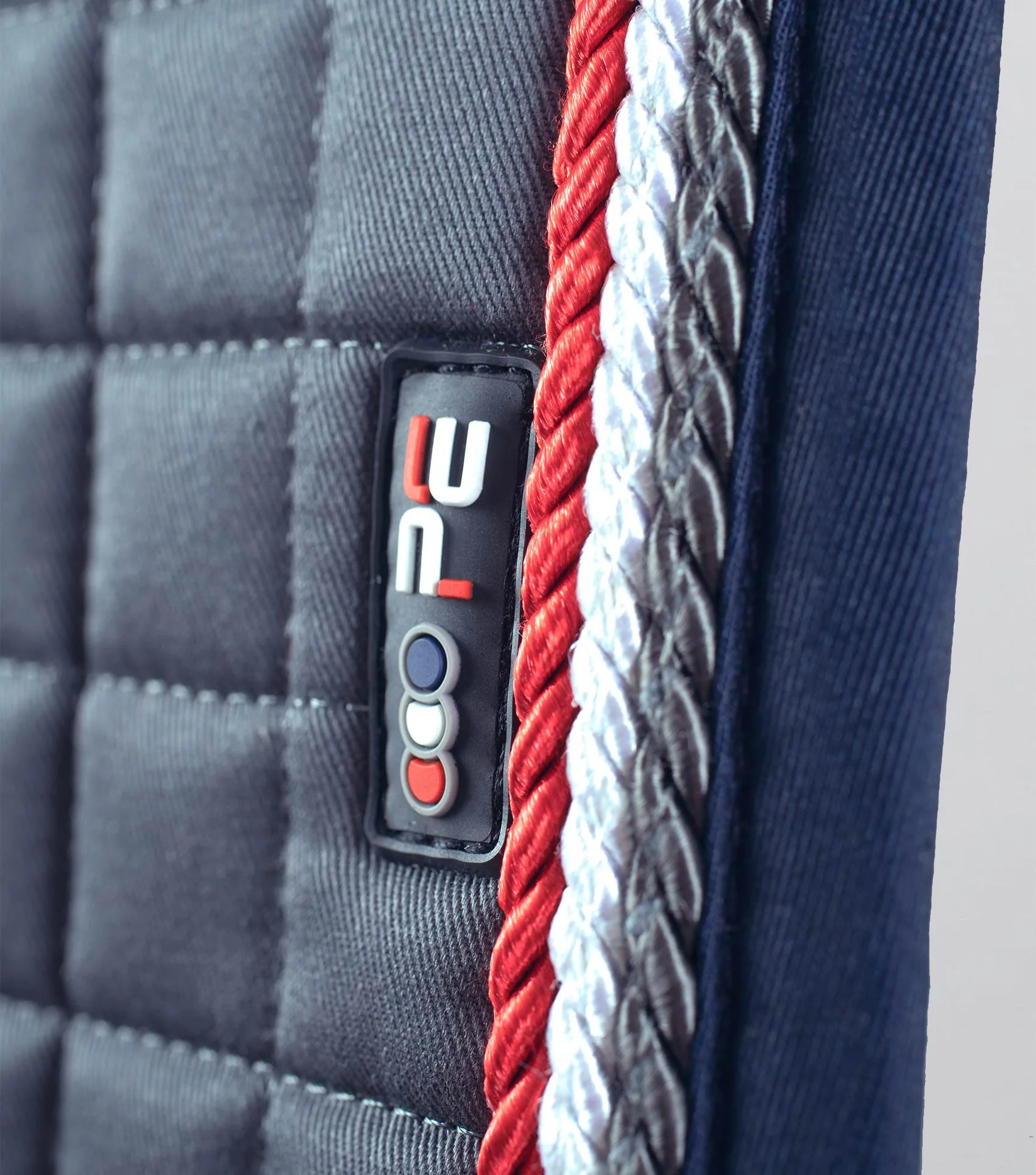 Close Contact European Cotton Saddle Pad - GP/Jump Square Grey - Image 2