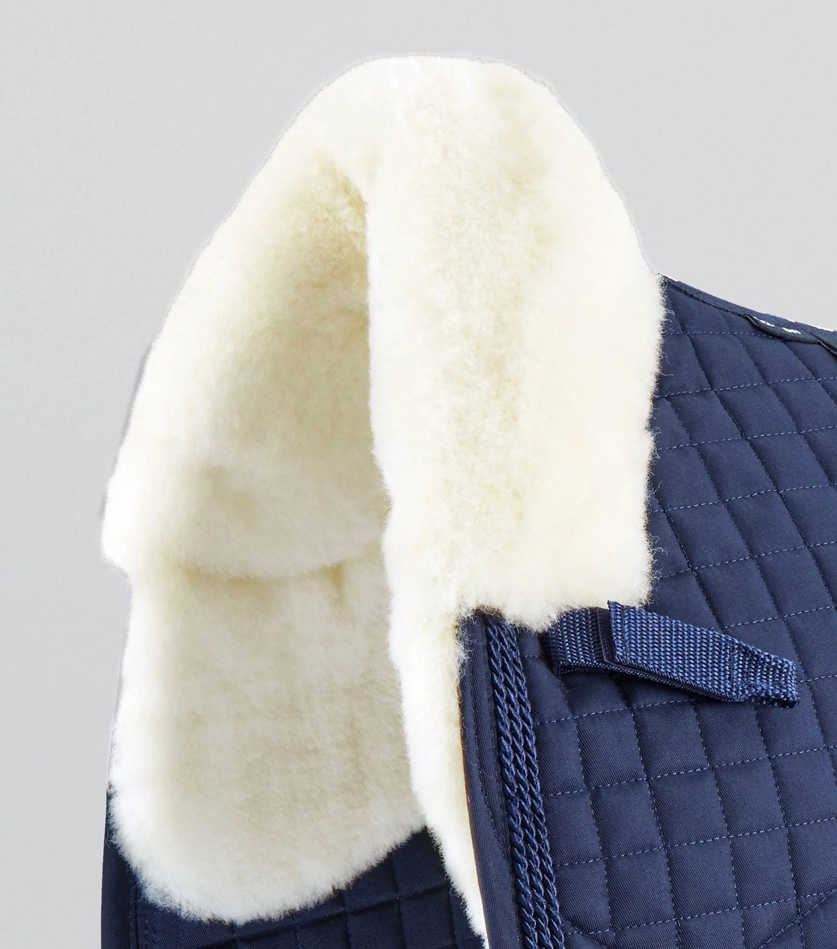 Close Contact Merino Wool European Saddle Pad - Dressage Square Navy/Natural Wool - Image 2