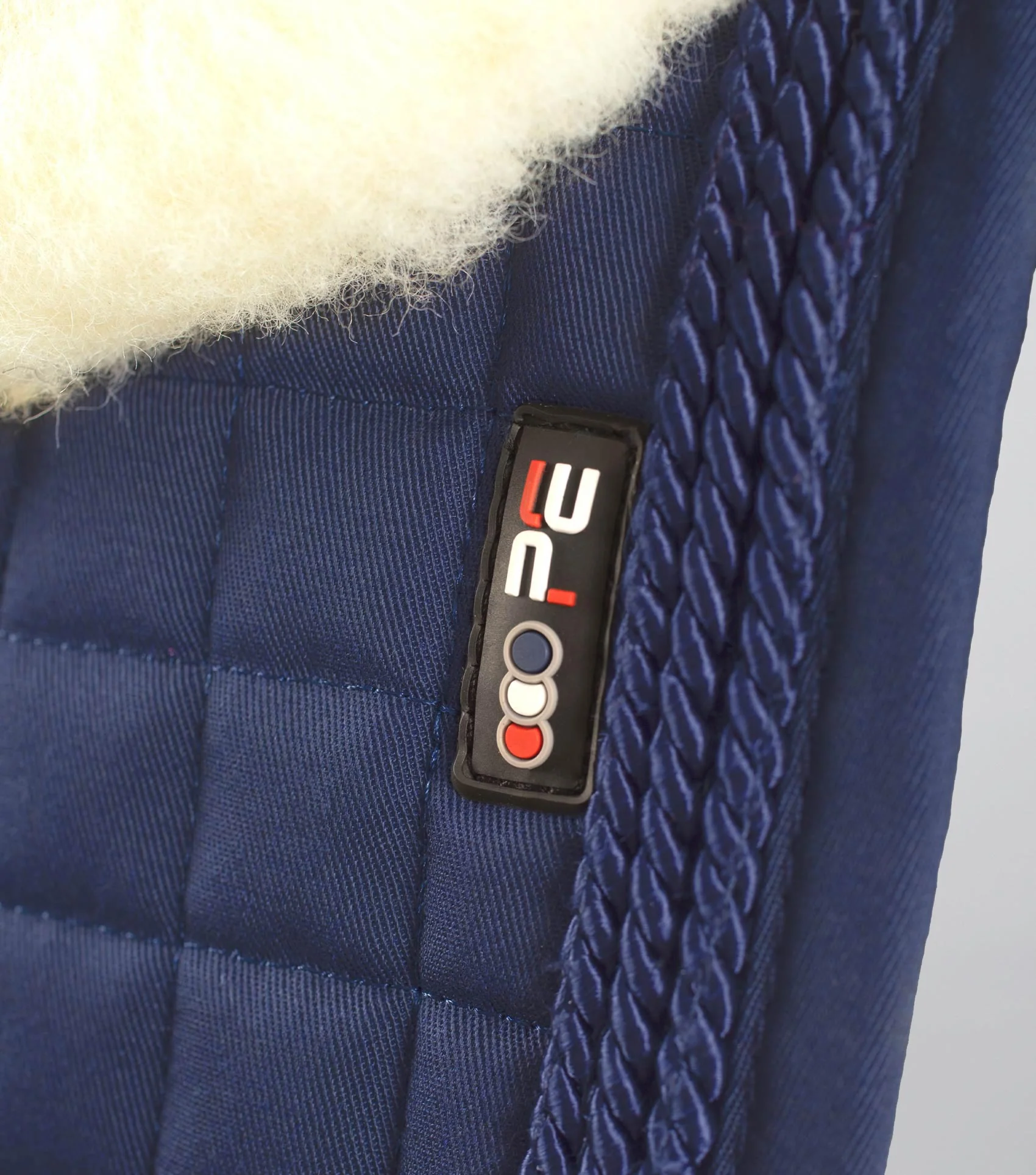 Close Contact Merino Wool European Saddle Pad - GP/Jump Square Navy/Natural Wool - Image 4