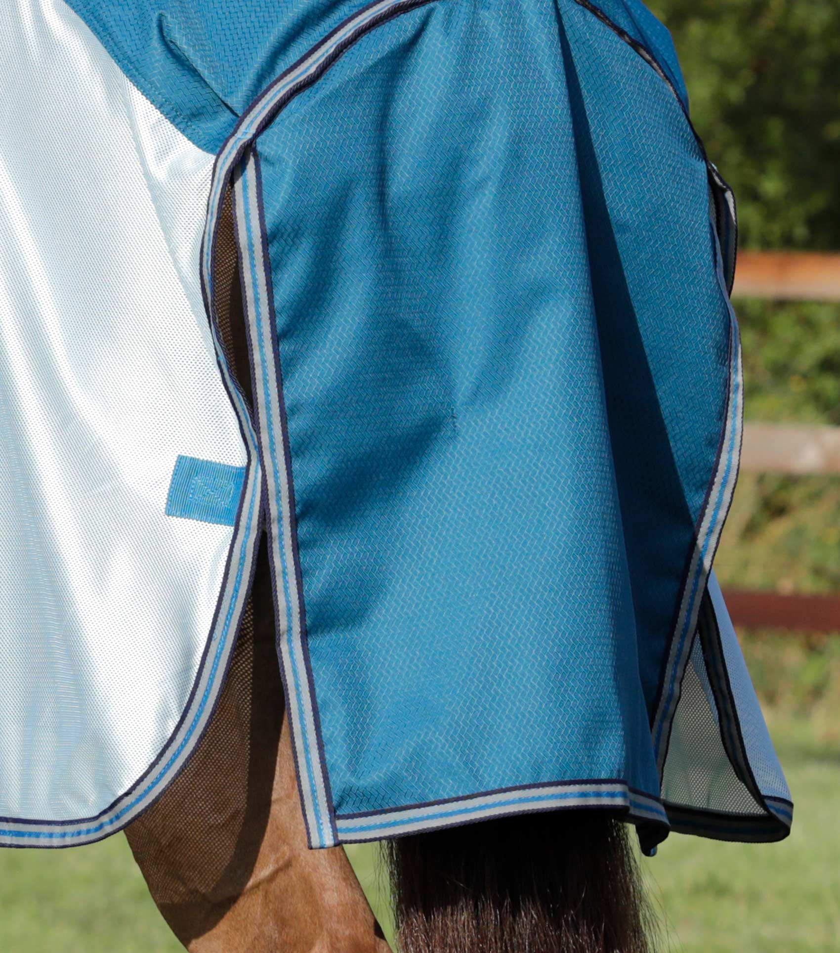 END OF SEASON SALE - Stay-Dry Mesh Air Fly Rug with Surcingles Blue - Image 6
