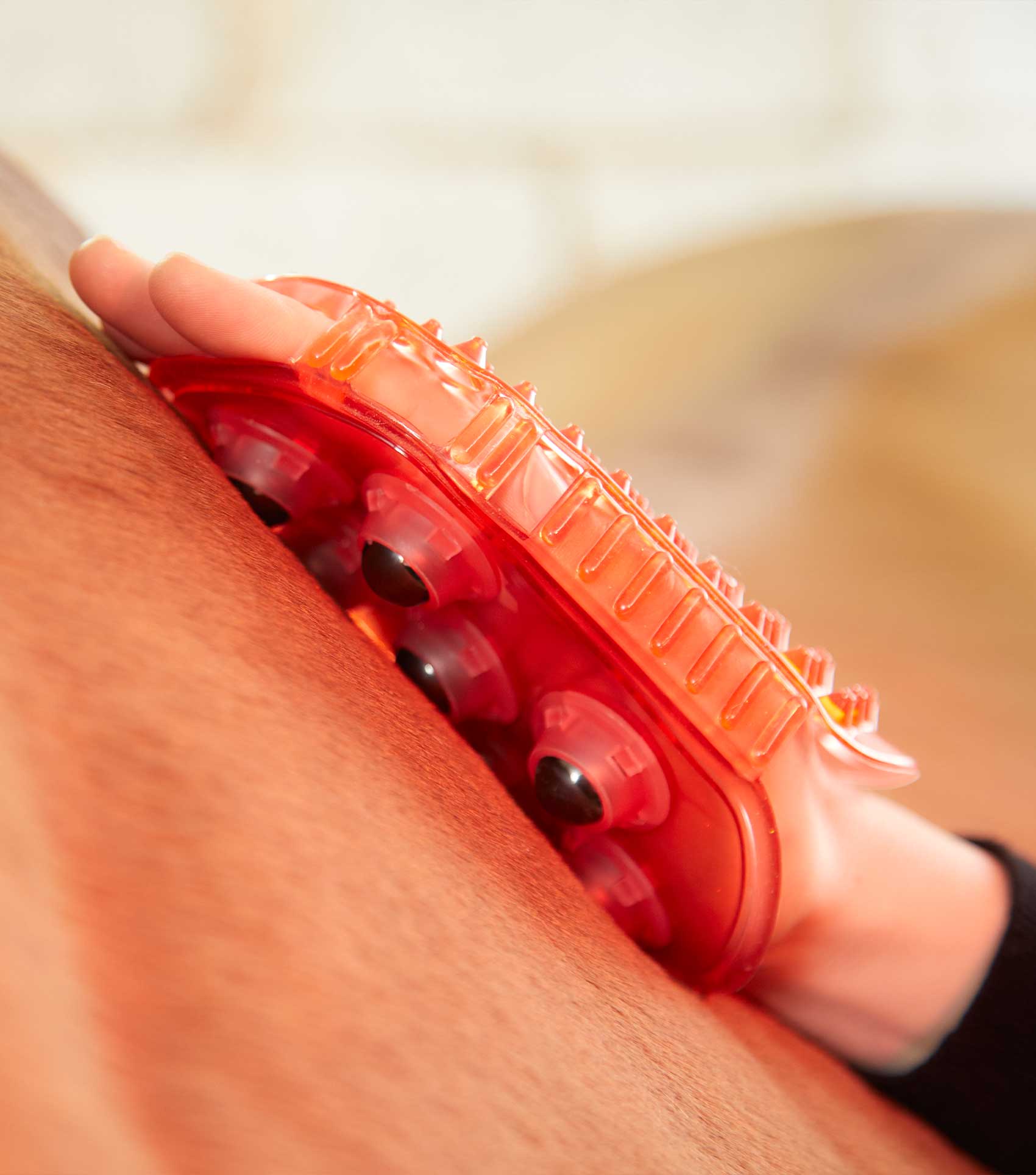 Magnetic Horse Massage Mitt Red - Image 2