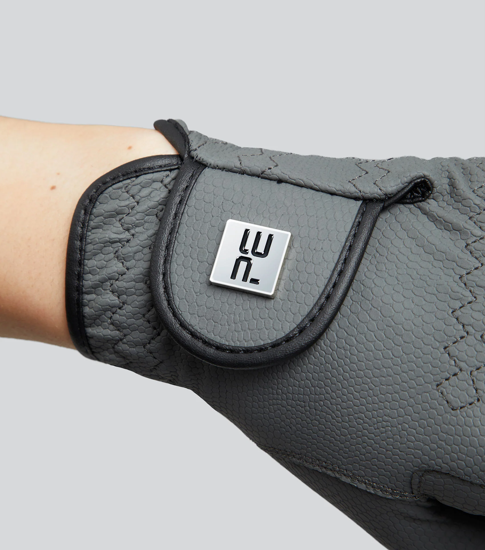 SALE Metaro Ladies Riding Gloves Grey - Image 3