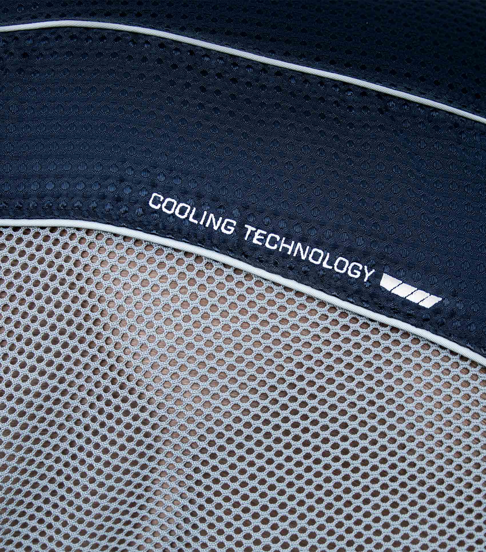 END OF LINE SALE - Premier Equine Sports Cooler Rug Black - Image 4
