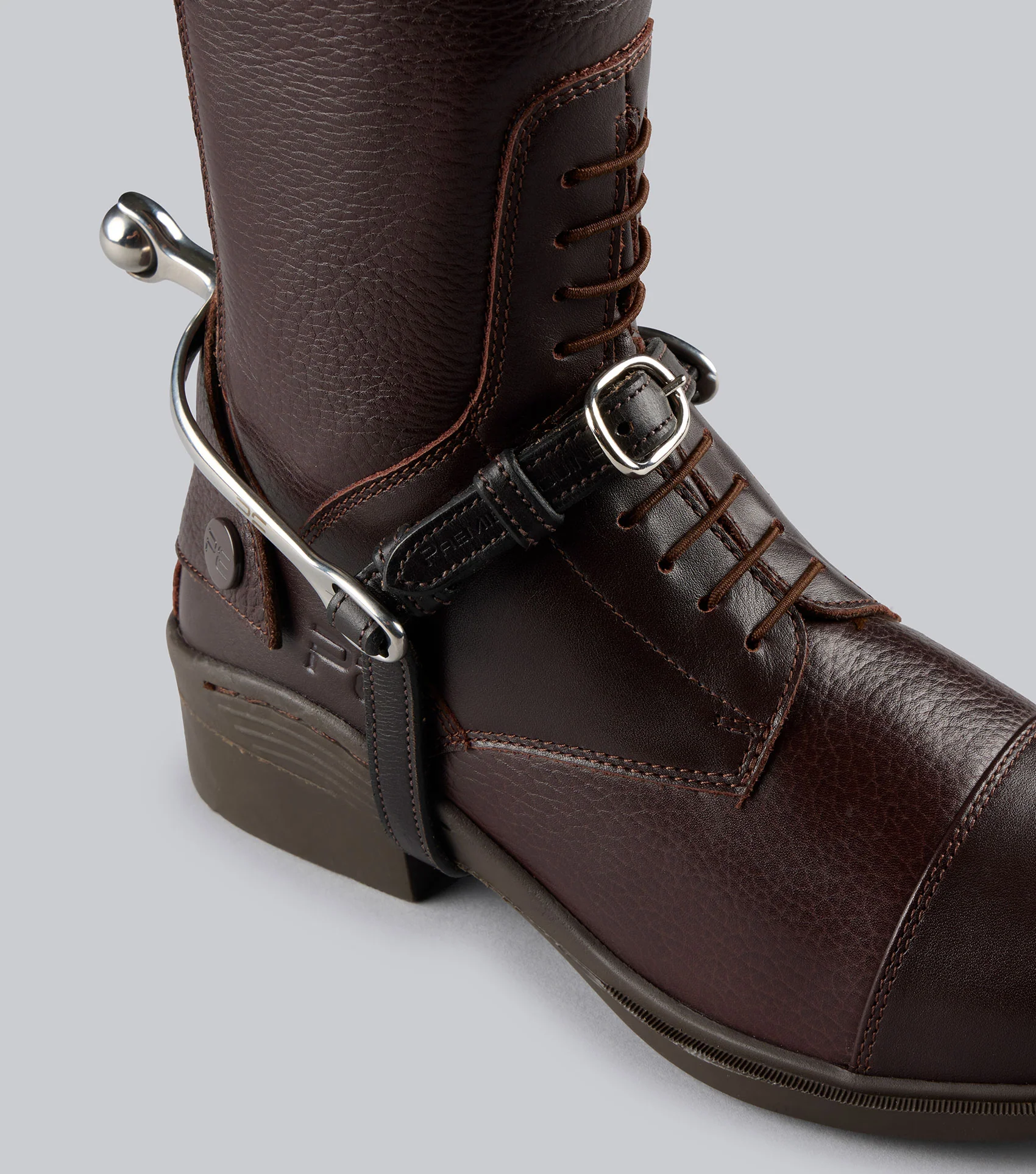 Spur Straps 4/8" European Leather Dark Havana - Image 3