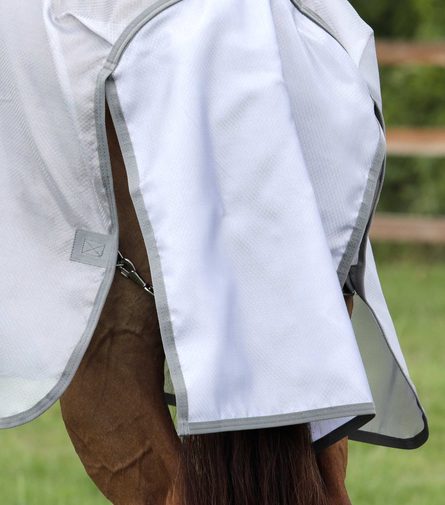 END OF SEASON SALE - Super Lite Fly Rug with Surcingles Silver - Image 6