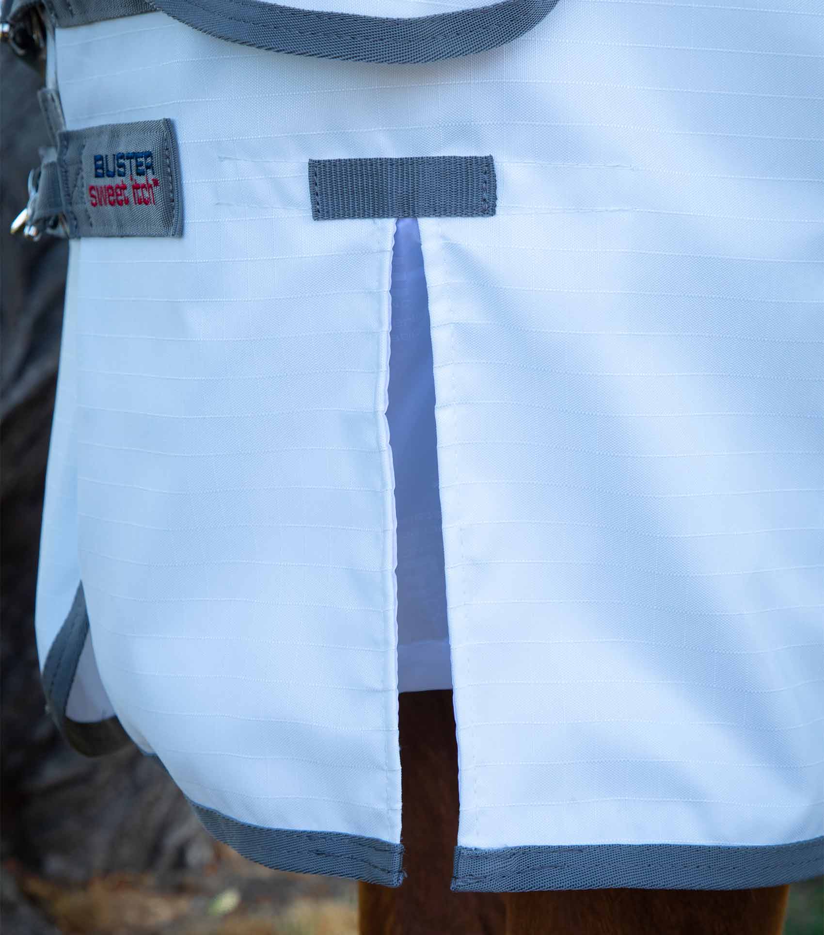 END OF SEASON SALE - Sweet Itch Buster Fly Rug with Belly Flap White - Image 3
